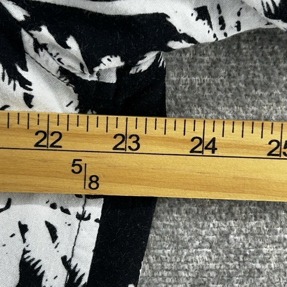 Kenny Flowers Hawaiian Shirt Men Sz Large Black White Palms Short Sleeve Organic - Picture 6 of 7